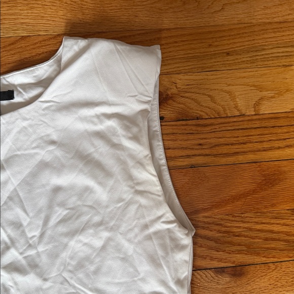 Forever 21 white snap body suit with shoulder pads - Picture 4 of 7